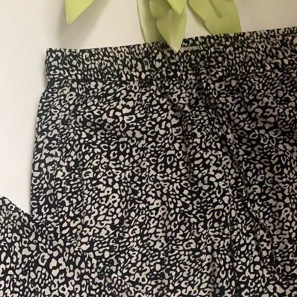 🌸BANANA Republic Pull On Ankle Pants🌸 - Picture 5 of 13